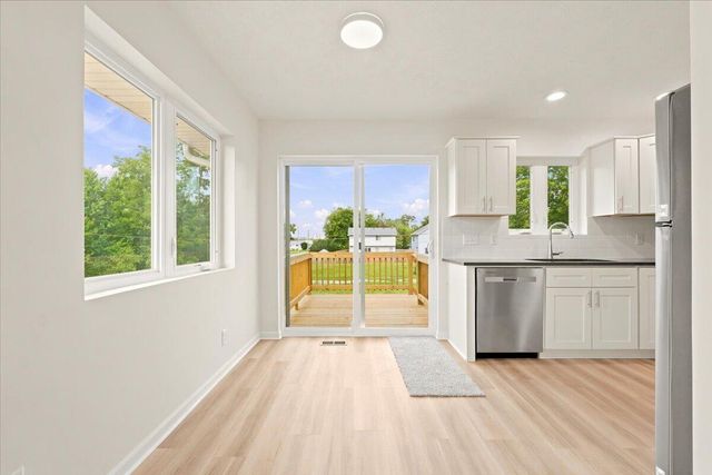 1624 S 11TH Street, Council Bluffs, IA 51501