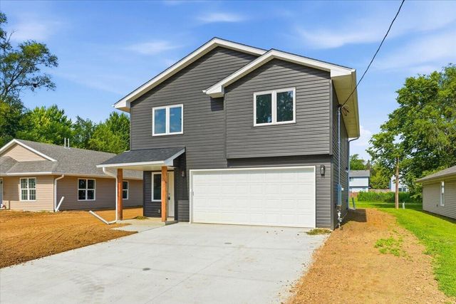 1624 S 11TH Street, Council Bluffs, IA 51501