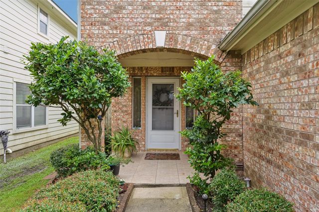 8718 Black Cliff Lane, Houston, TX 77075