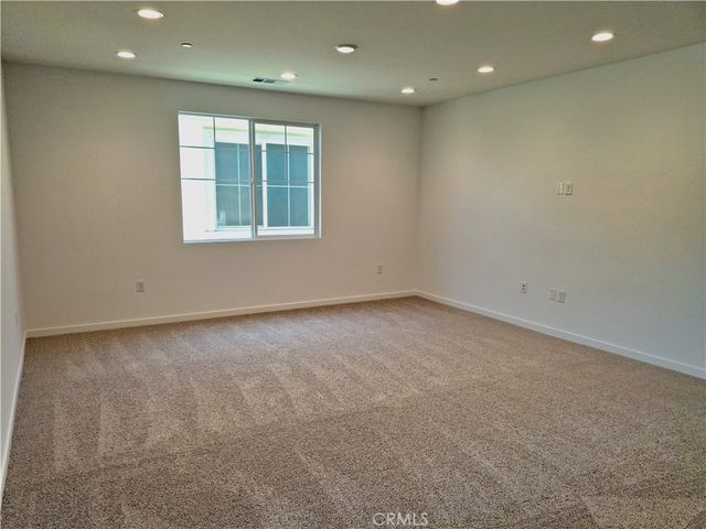 31351 Siskiyou Court, Winchester, CA 92596