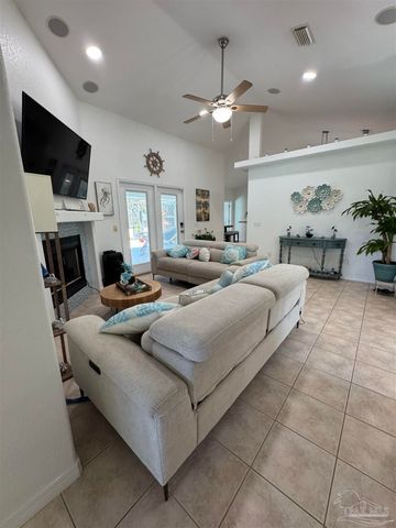 1757 Brooke Beach Dr, Navarre, FL 32566