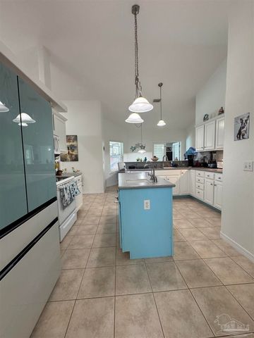 1757 Brooke Beach Dr, Navarre, FL 32566