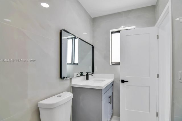 85 SW 30th Avenue, Miami, FL 33135