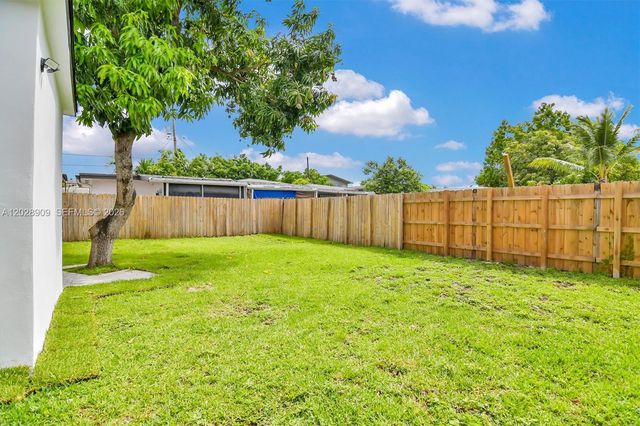 85 SW 30th Avenue, Miami, FL 33135