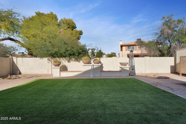 2542 W NOPAL Avenue, Mesa, AZ 85202