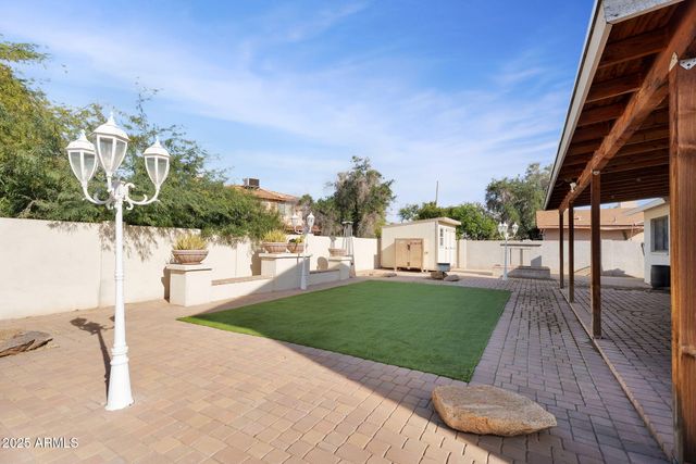 2542 W NOPAL Avenue, Mesa, AZ 85202