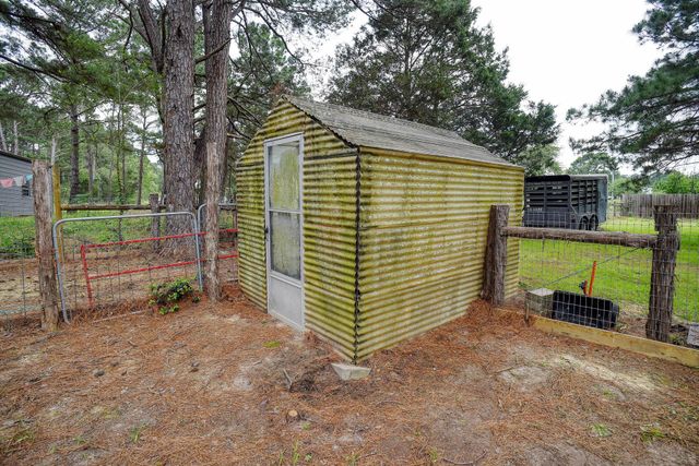 121 Pony Grass LN, Bastrop, TX 78602