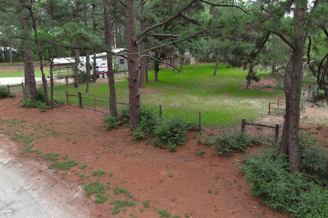 121 Pony Grass LN, Bastrop, TX 78602