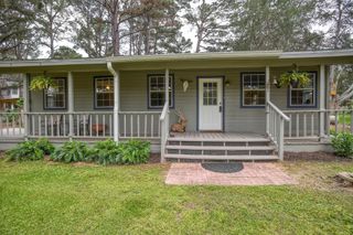 121 Pony Grass LN, Bastrop, TX 78602