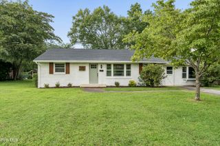 1302 Oxford Place, Johnson City, TN 37601