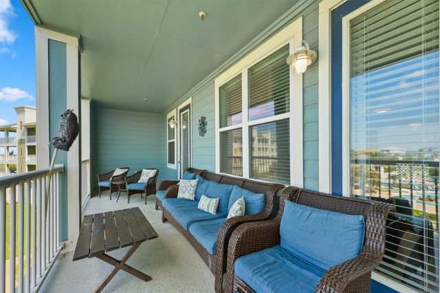 27030 Estuary Drive 202, Galveston, TX 77554