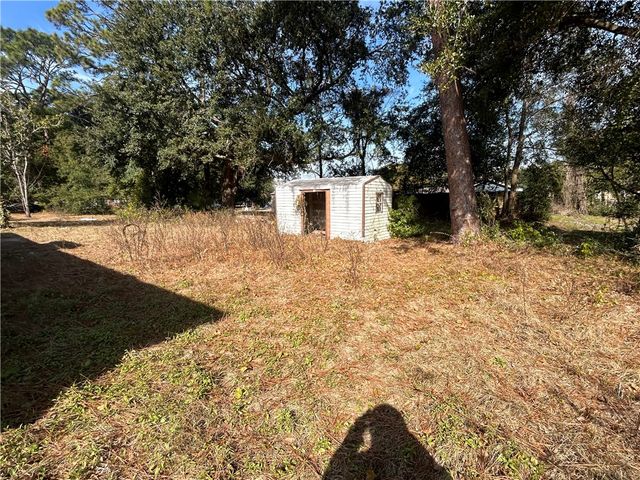 115 Shangri La Ave, Brunswick, GA 31525