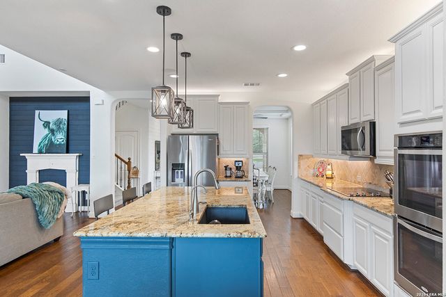 8039 Cibolo Vly, Fair Oaks Ranch, TX 78015