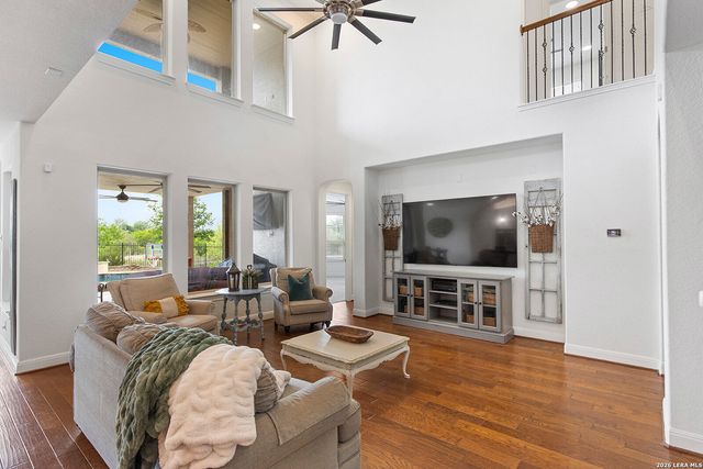 8039 Cibolo Vly, Fair Oaks Ranch, TX 78015