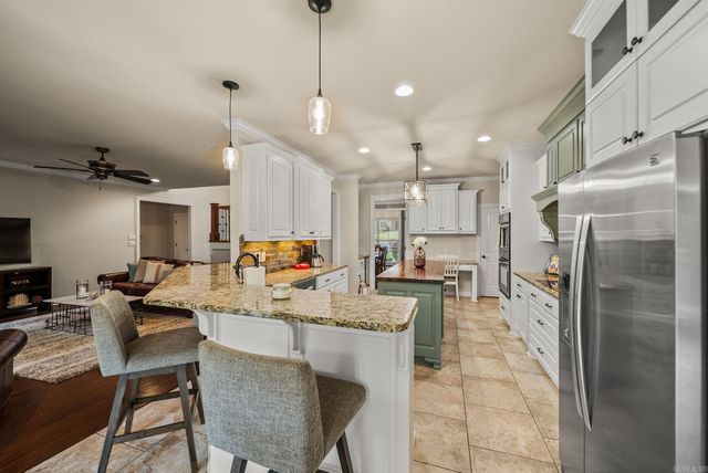 14015 Fern Valley Lane, Little Rock, AR 72211