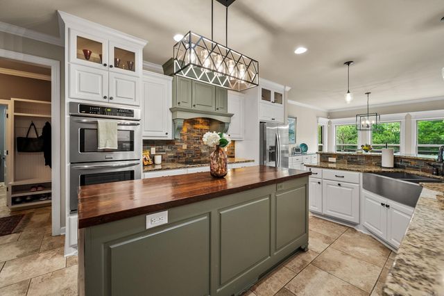14015 Fern Valley Lane, Little Rock, AR 72211