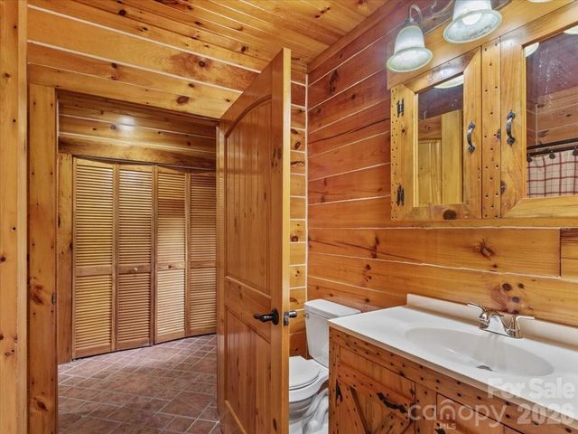 439 Upper Pig Pen Road, Green Mountain, NC 28740