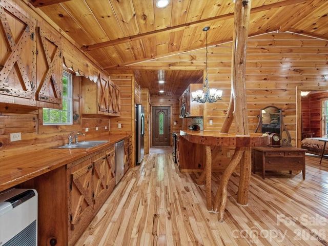 439 Upper Pig Pen Road, Green Mountain, NC 28740