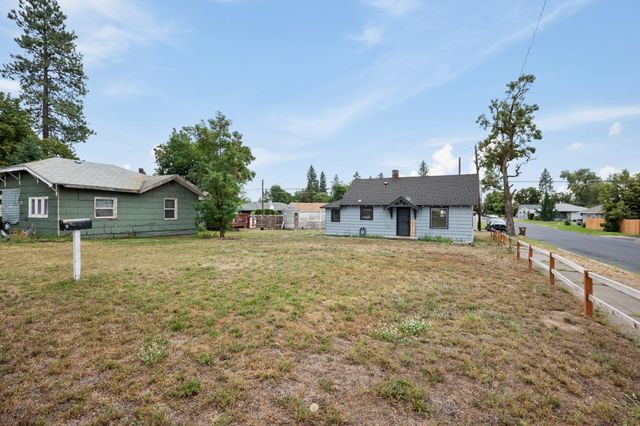 2337 W KIERNAN Ave, Spokane, WA 99205