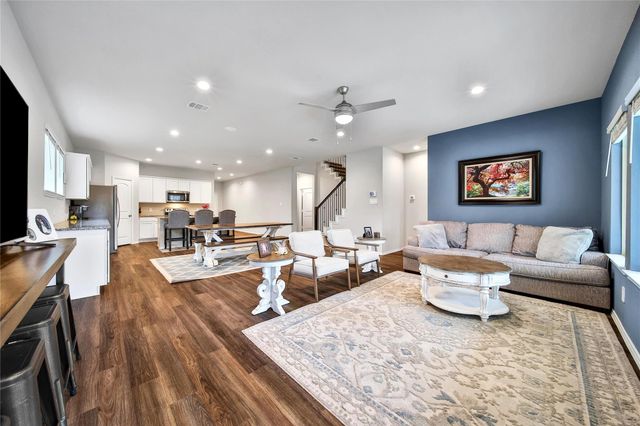2818 Roman Forest Boulevard, New Caney, TX 77357
