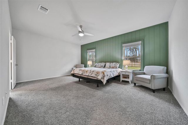 2818 Roman Forest Boulevard, New Caney, TX 77357