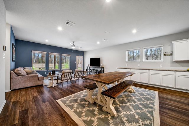 2818 Roman Forest Boulevard, New Caney, TX 77357