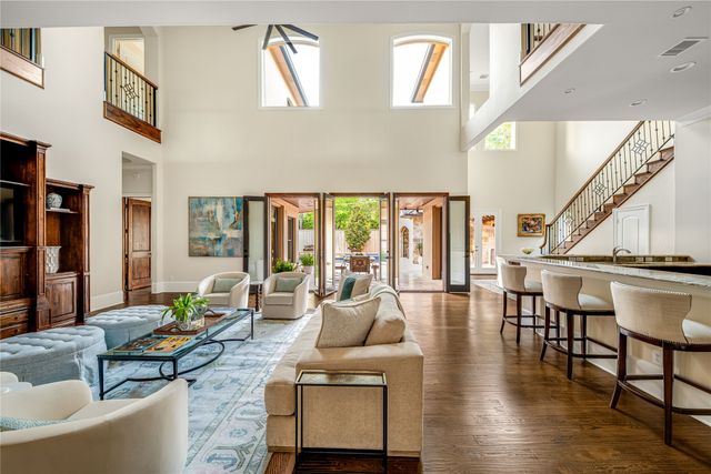 6511 Mimosa Lane, Dallas, TX 75230