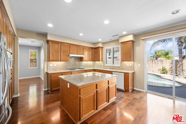 45495 Peacock Place, Temecula, CA 92592