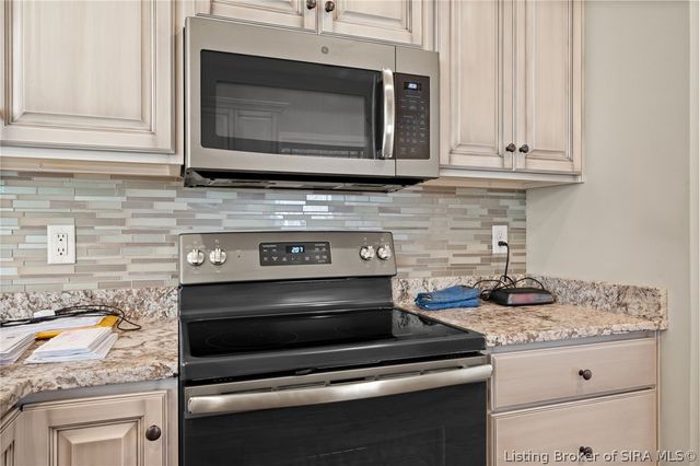 3207 Blackiston Blvd Boulevard, New Albany, IN 47150