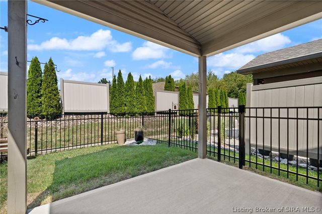 3207 Blackiston Blvd Boulevard, New Albany, IN 47150