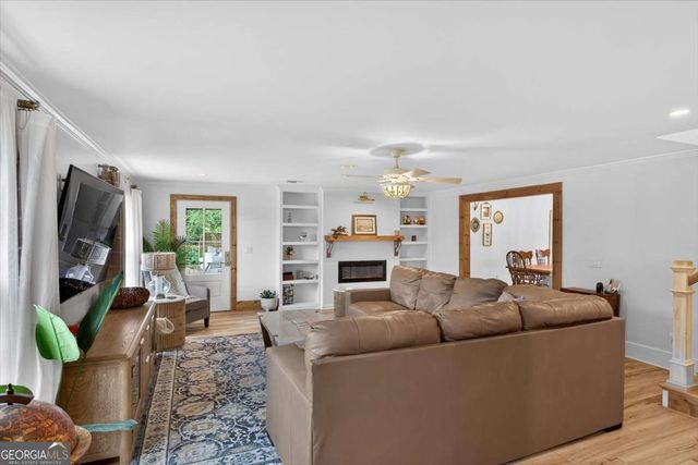 34 Bodie Road, Talking Rock, GA 30175