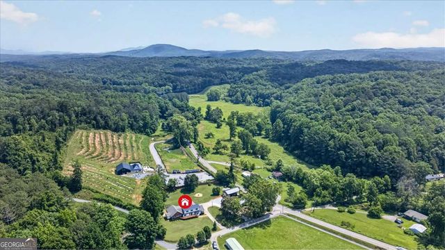 34 Bodie Road, Talking Rock, GA 30175