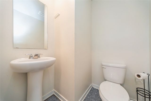4140 Dakota Circle, Waukee, IA 50263