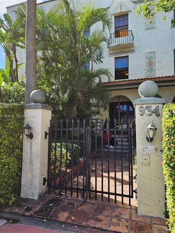 934 Michigan Ave 302, Miami Beach, FL 33139