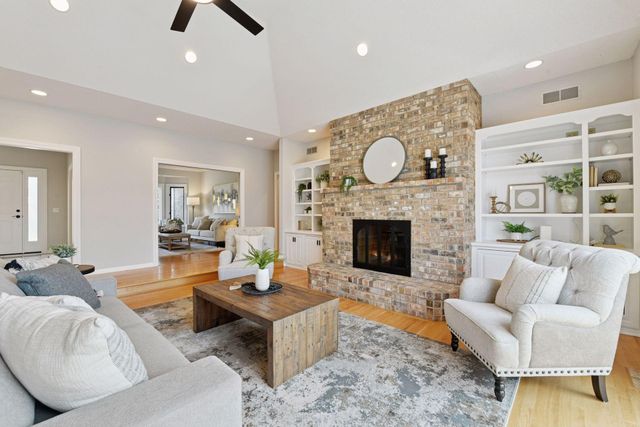 7604 Delaney Boulevard, Edina, MN 55439