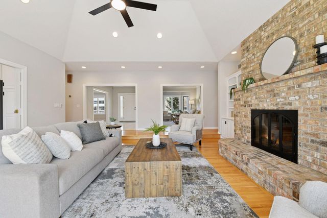 7604 Delaney Boulevard, Edina, MN 55439