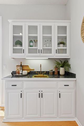 7604 Delaney Boulevard, Edina, MN 55439