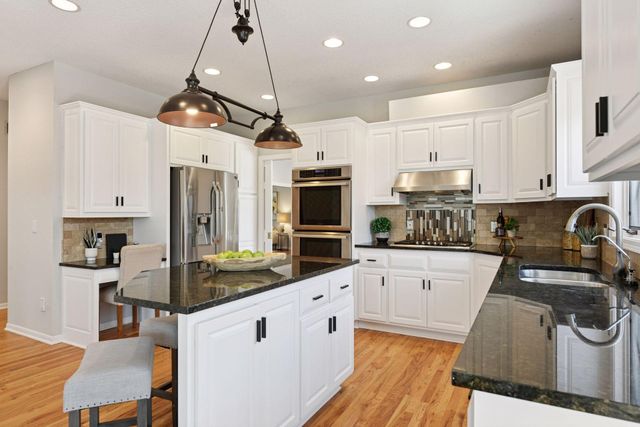 7604 Delaney Boulevard, Edina, MN 55439