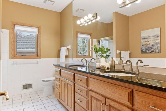 7604 Delaney Boulevard, Edina, MN 55439