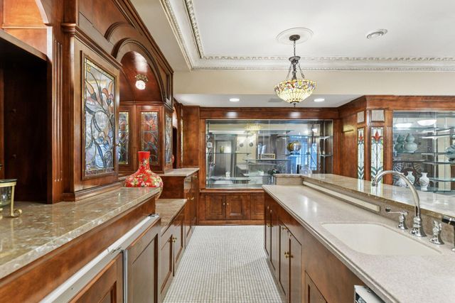 7604 Delaney Boulevard, Edina, MN 55439