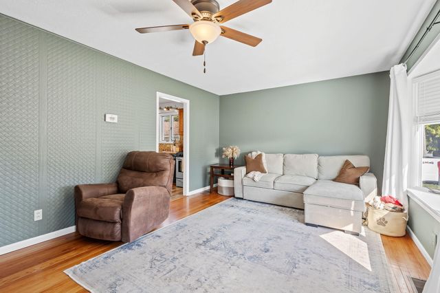 810 E Grace Street, Rensselaer, IN 47978