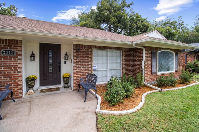 2313 Perryland Drive, Arlington, TX 76013