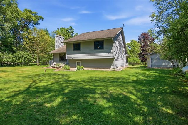 18477 68th Avenue, Chippewa Falls, WI 54729