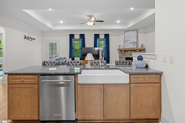 209 Eagles View Drive, Seneca, SC 29678