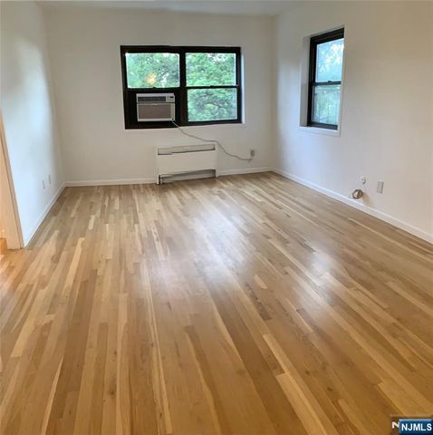 501 Linwood Drive 4, Fort Lee, NJ 07024