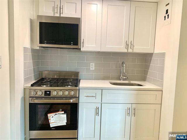 501 Linwood Drive 4, Fort Lee, NJ 07024