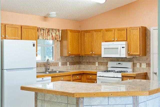 17870 SE 92ND AMORY AVENUE, The Villages, FL 32162