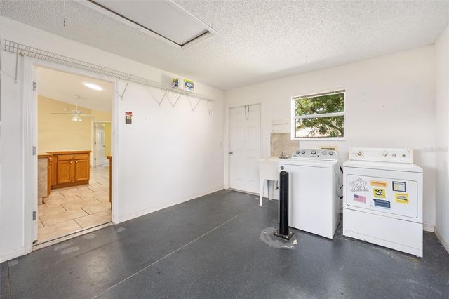 17870 SE 92ND AMORY AVENUE, The Villages, FL 32162