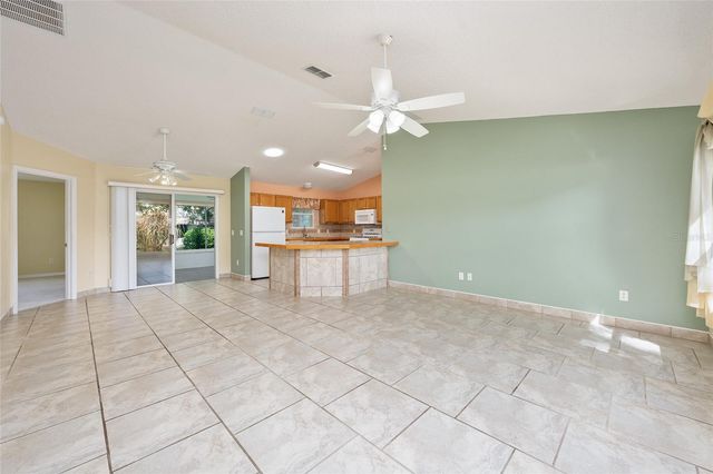 17870 SE 92ND AMORY AVENUE, The Villages, FL 32162