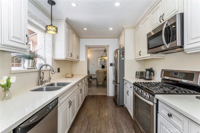1306 N Keystone, Burbank, CA 91506